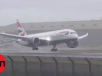 Lądowanie na lotnisku Heathrow w czasie burzy