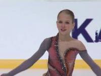 14-letnia Rosjanka jako pierwsza zawodniczka wykonuje poczwórnego Lutza