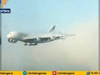 A380 wylatuje z mgły
