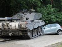 „Andrzeju nie denerwuj się”, czyli kompilacja wypadków wojskowych kierowców