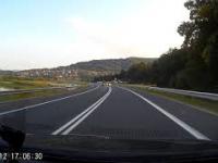 Bandyta drogowy w fordzie bez tablic rejestracyjnych DK 28 Sucha Beskidzka - Wadowice