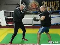 Trening boksu - technika na tarczach Adam Kleban