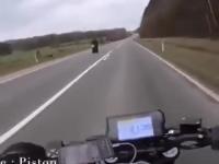 Uważaj, motocykle są wszędzie!