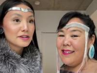 Inuitki pokazują, jak naprawdę wygląda eskimoski pocałunek