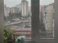 Wóz bojowy w Kijowie rozjeżdża samochód z cywilami w środku