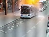 Elektryczny autobus zapala się w Paryżu