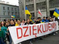 Ukraińcy dziękują Polakom - Marsz Wdzięczności w Warszawie