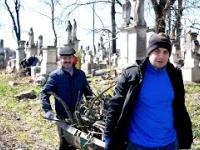 Ukraińcy uporządkowali polski cmentarz w Zbarażu