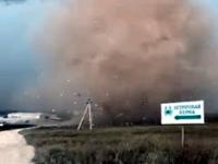 Tornado przeszło przez Krym - „Nawet natura jest przeciwko najeźdźcom”