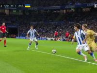 Gol Lewandowskiego w 1. minucie meczu Barcelona -  Real Sociedad