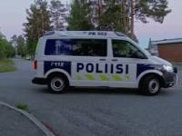 Fińska policja VS. gość na rowerze wracający z imprezy