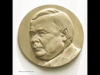 Donald Tusk - Pomysł na medale dla członków PiS