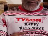Tyson i Holyfield wręczają sobie świąteczne prezenty