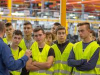 Młodzi cenni jak nigdy dotąd. Na polskim rynku pracy ubędzie pracowników.