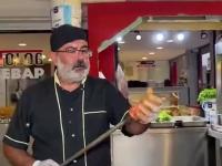 Mistrz shish kebaba w akcji