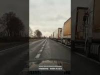 Ogromna kolejka ciężarówek do przejścia granicznego w Hrebennym - trwa blokada