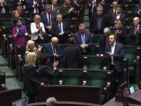  Skazany prawomocnie przestępca Mariusz Kamiński w sali plenarnej Sejmu